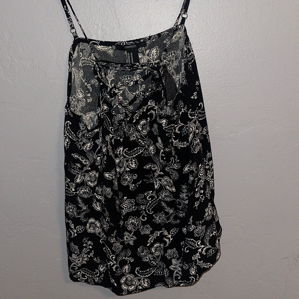 M Forever 21 flowy pattern top
